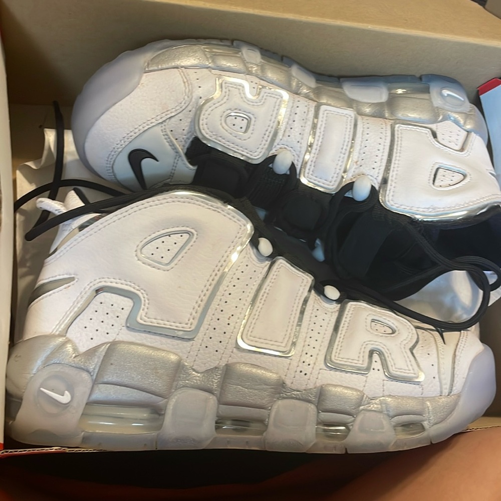 Nike women Air More Uptempo White Silver Sneakers